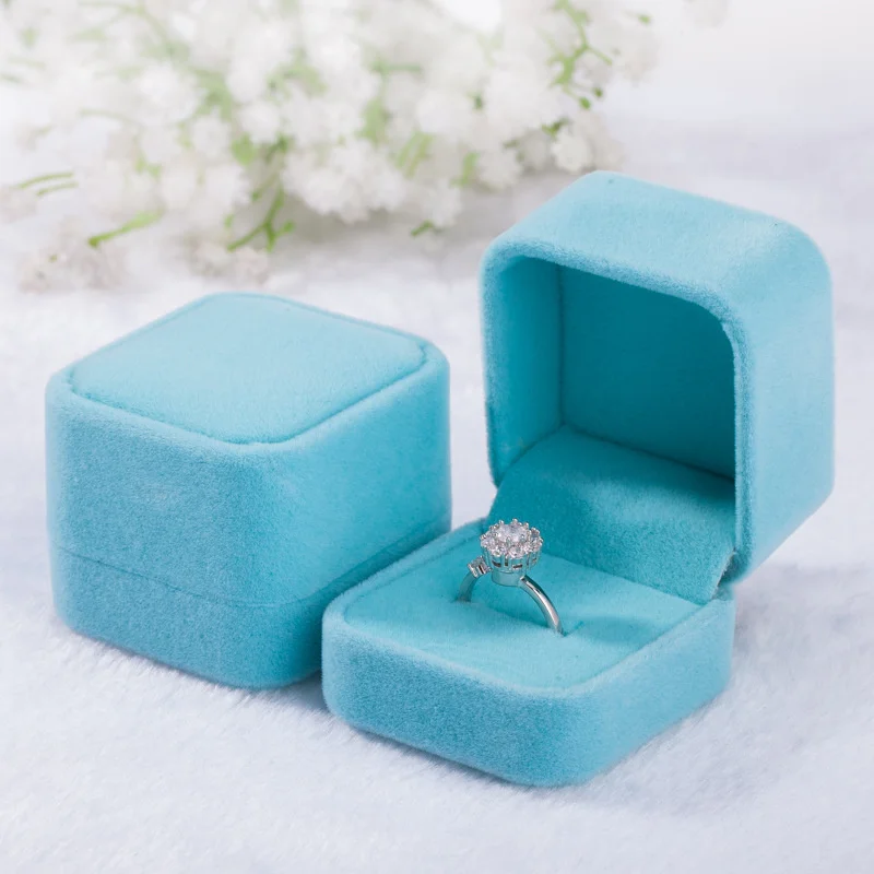 Round Corner Velvet Jewelry Bo - Body Jewelry Display ulasan dan harga